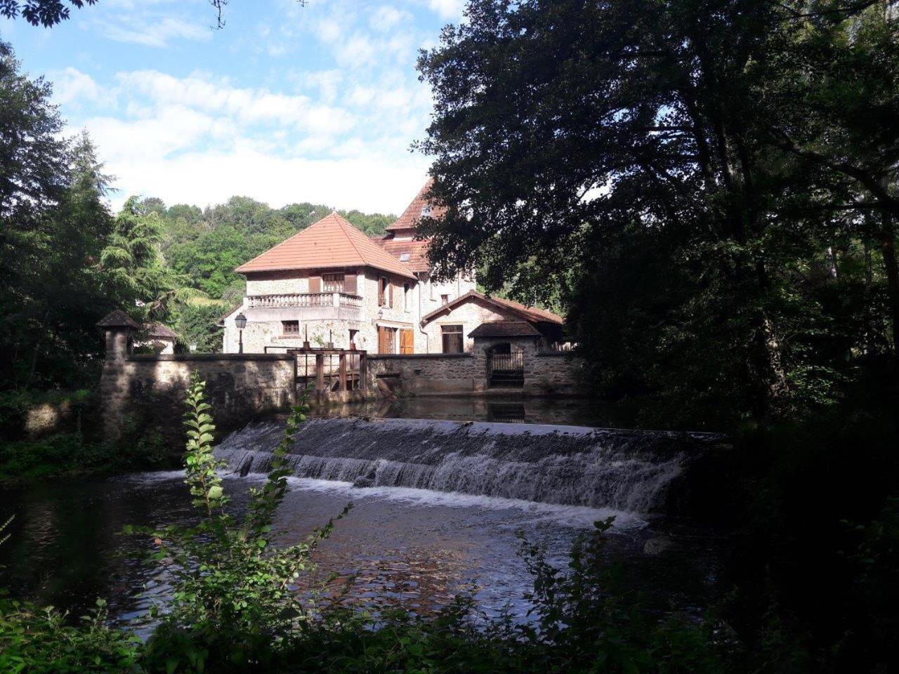 Le Moulin Regnelot - Chambre D'Hotes Verdelot Exterior photo